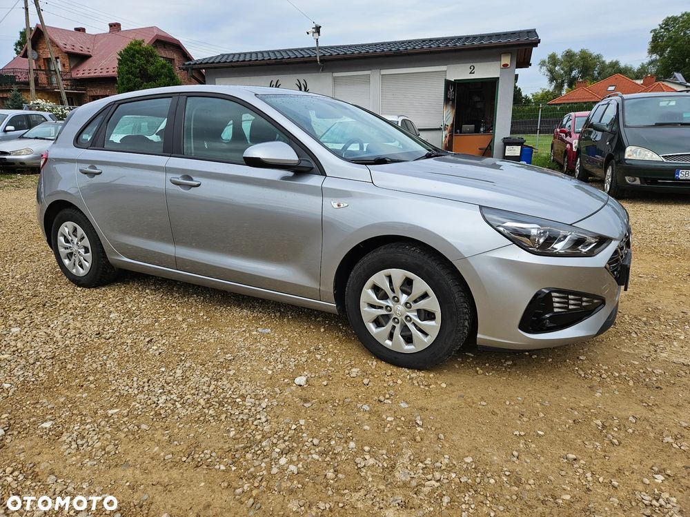 Hyundai i30 1.5 DPI Modern - 18