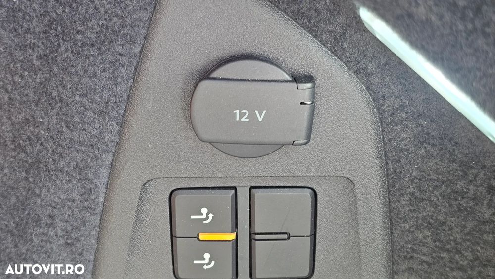 Volkswagen Touareg - 16