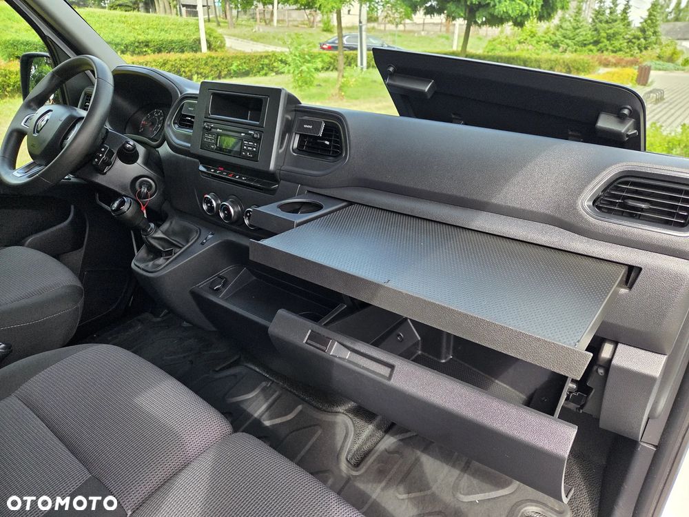 Renault Master - 25