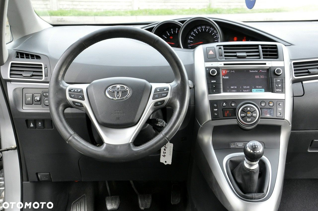 Toyota Verso 2.0 D-4D Premium 7os - 33