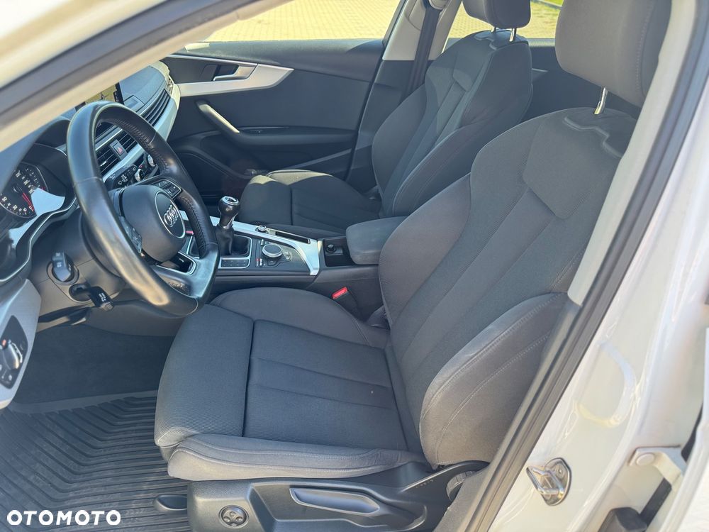 Audi A4 Avant 2.0 TDI DPF S line Sportpaket - 17