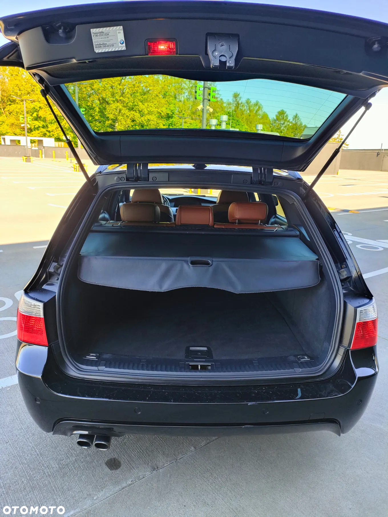 BMW Seria 5 530i Touring - 13