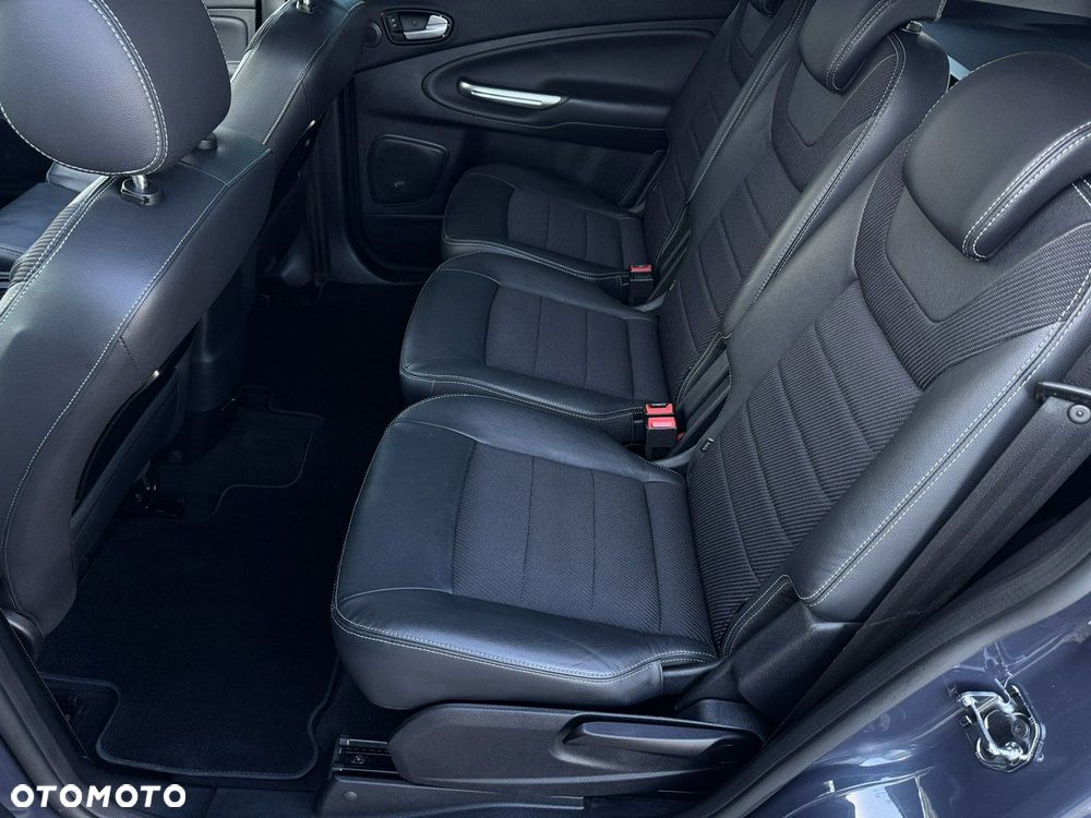 Ford S-Max 2.0 TDCi DPF Titanium X - 23