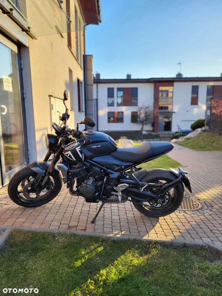 Triumph Trident - 2