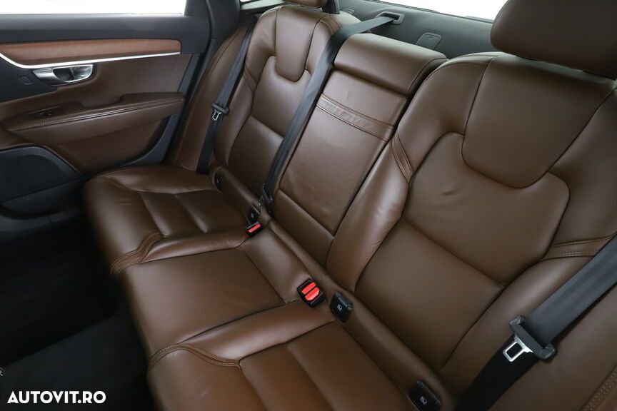 Volvo S90 D4 Inscription - 4
