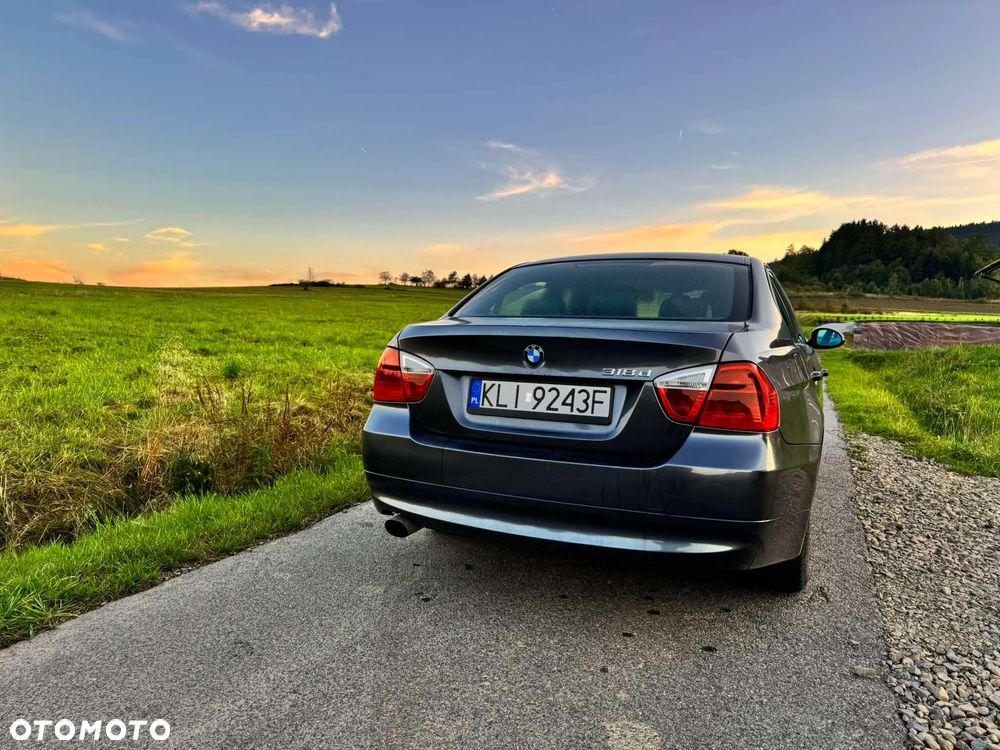 BMW Seria 3 318d - 2