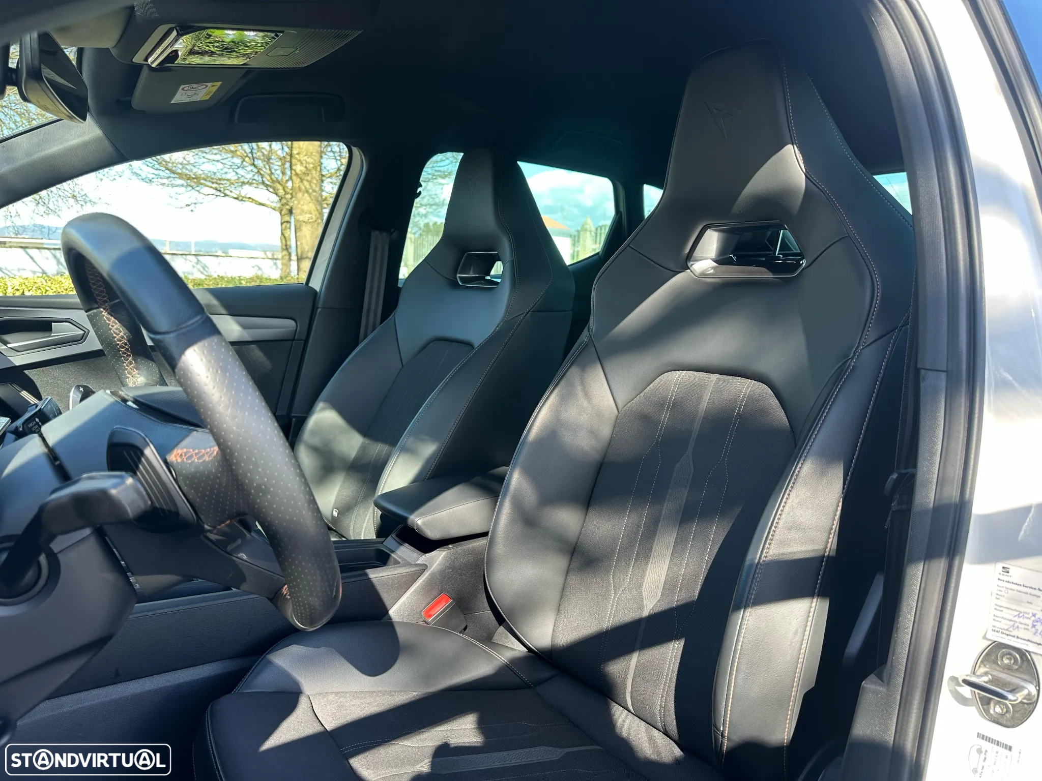 Cupra Leon 1.4 e-Hybrid DSG - 9