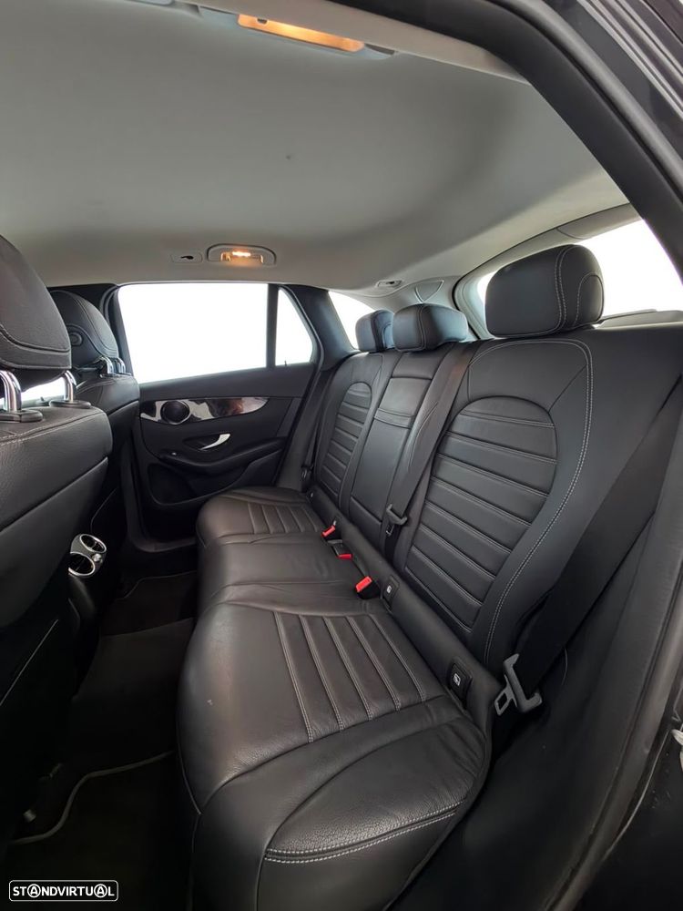 Mercedes-Benz GLC 300 e 4Matic - 12