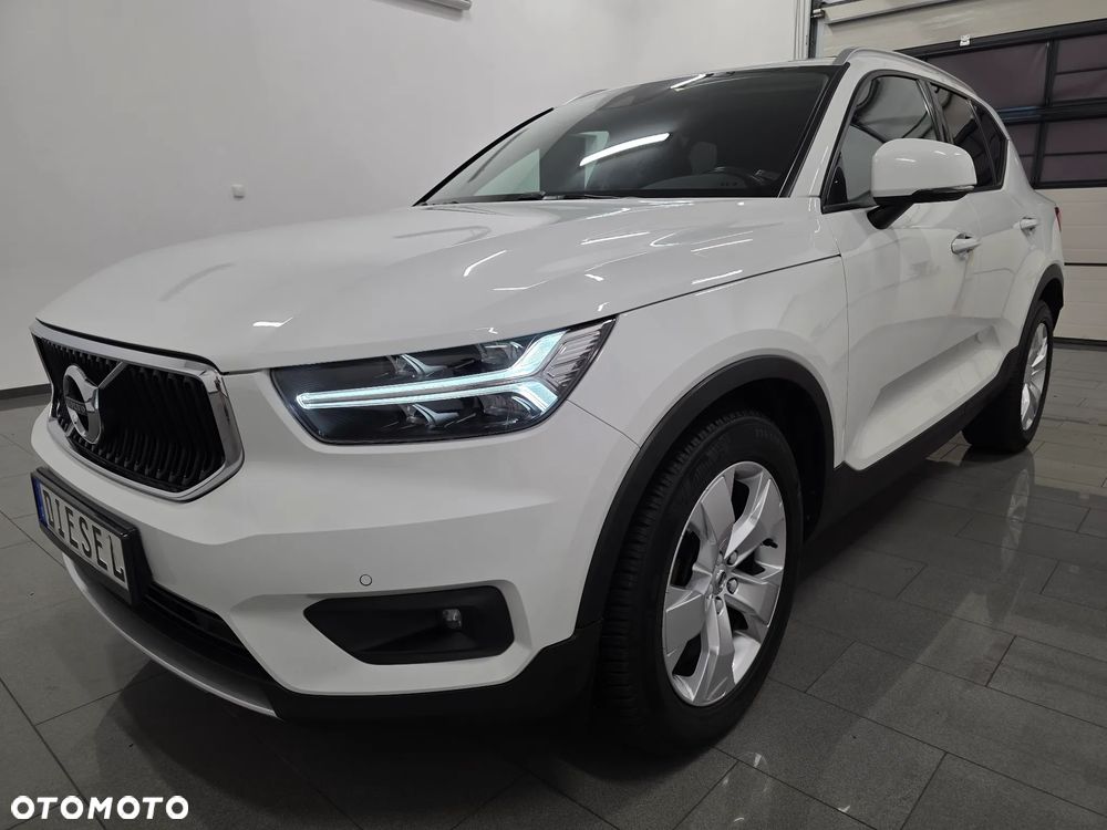 Volvo XC 40 D3 SCR R-Design - 2