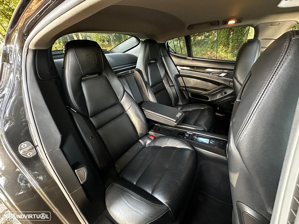 Porsche Panamera S PDK - 36