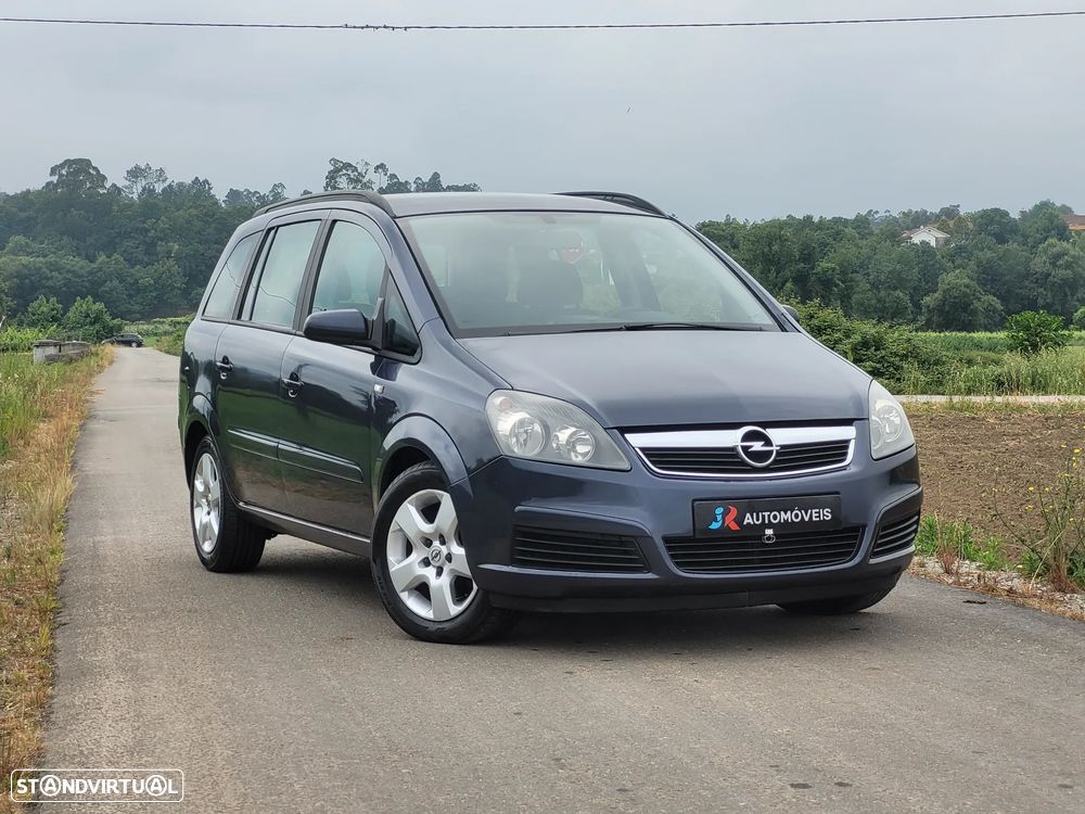 Opel Zafira 1.9 CDTi Cosmo - 1