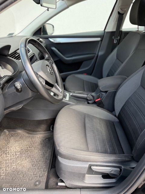 Skoda Octavia 1.6 TDI Ambition - 5