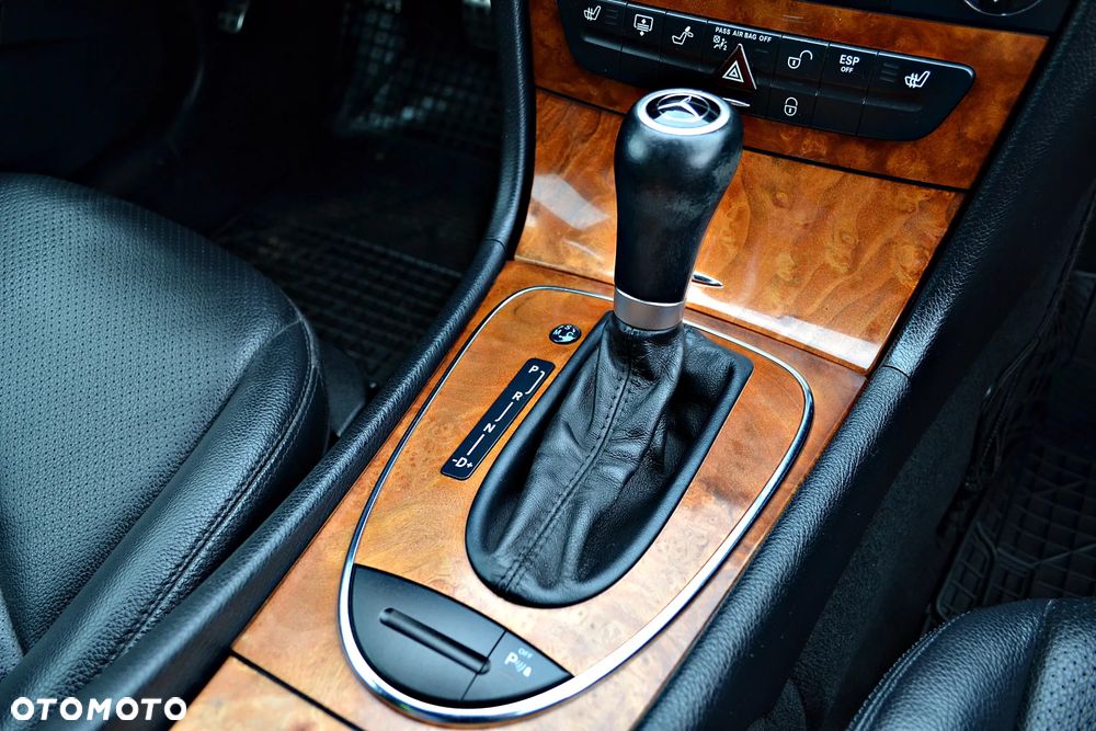 Mercedes-Benz Klasa E 200 Kompressor Automatik Elegance - 35