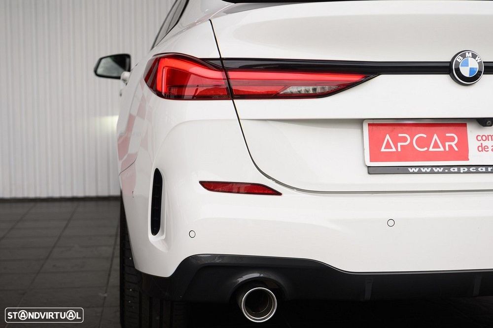 BMW 218 Gran Coupé d Pack Desportivo M - 18