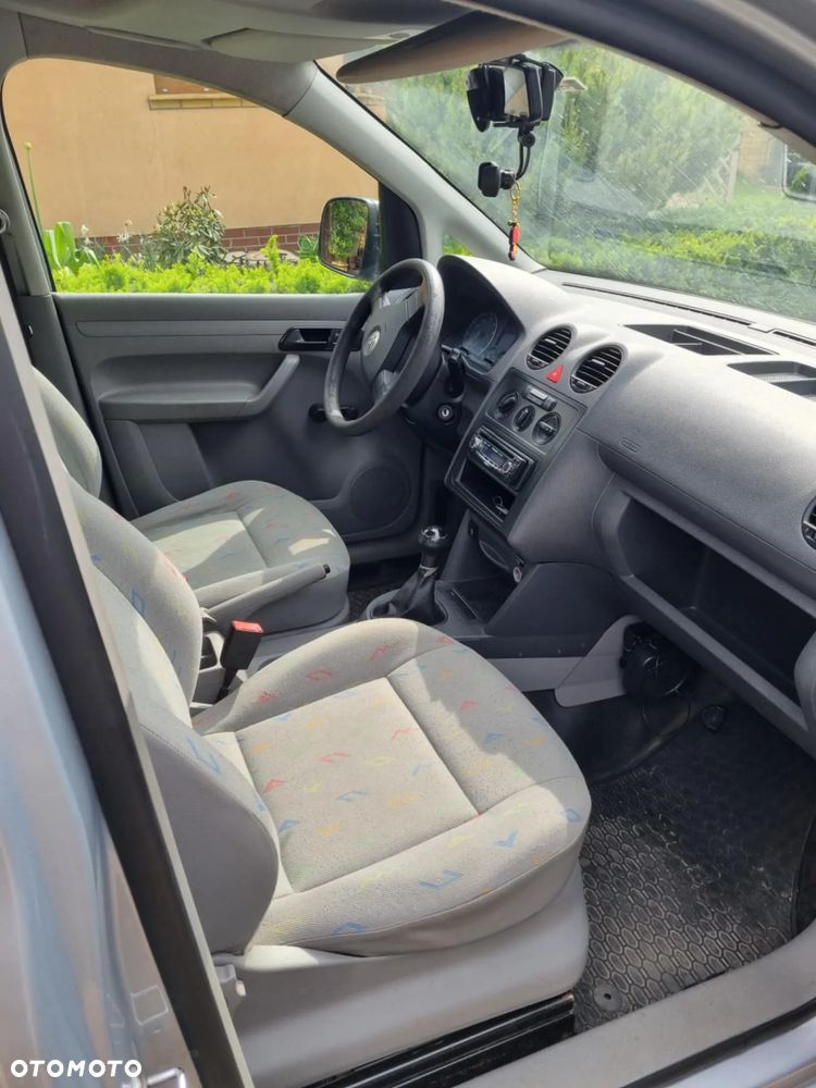 Volkswagen Caddy - 14