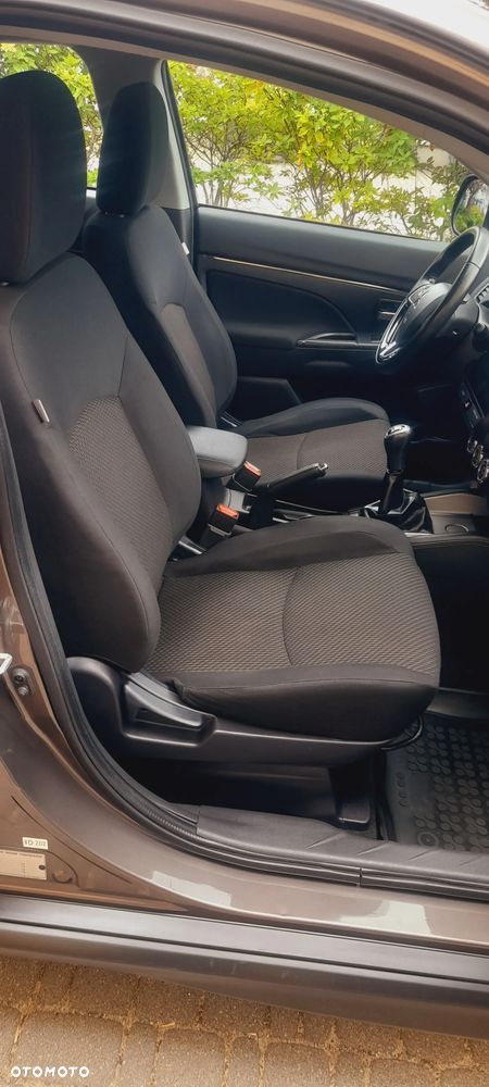 Mitsubishi ASX 1.6 Invite - 10