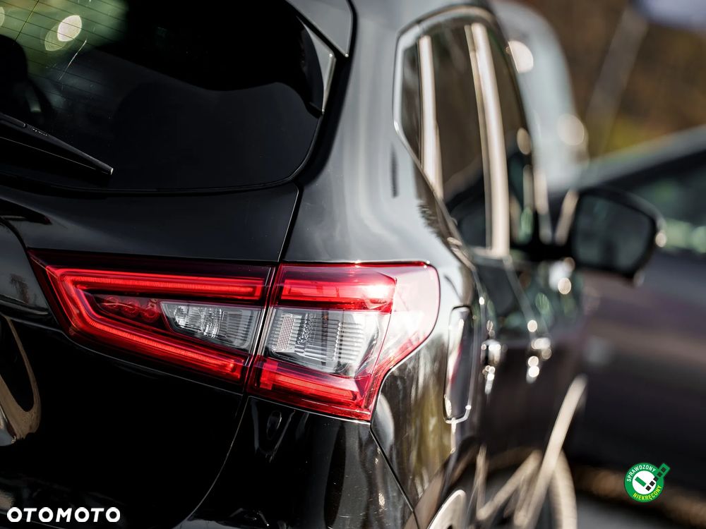 Nissan Qashqai 1.2 DIG-T N-Connecta EU6 - 12