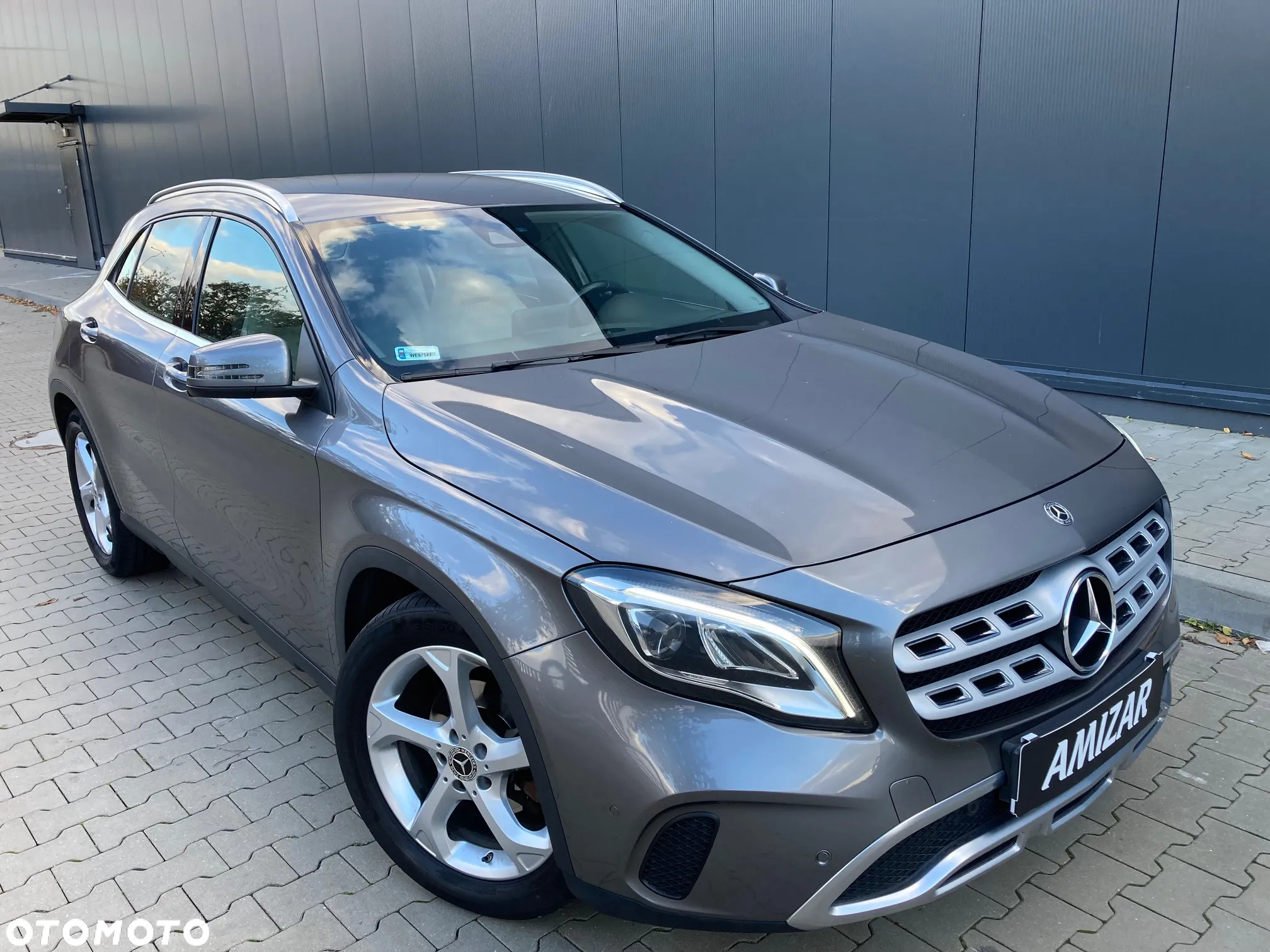 Mercedes-Benz GLA 200 7G-DCT AMG Line - 9