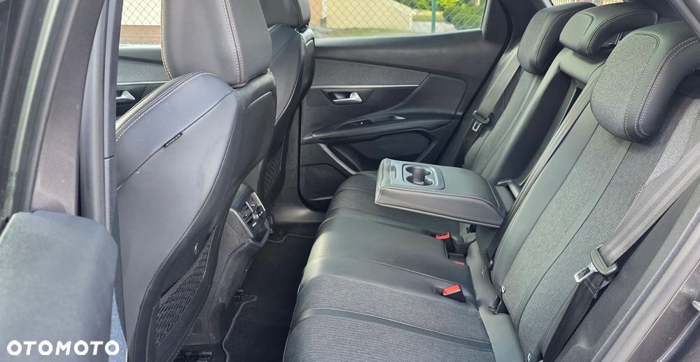 Peugeot 3008 1.5 BlueHDi GT S&S EAT8 - 27