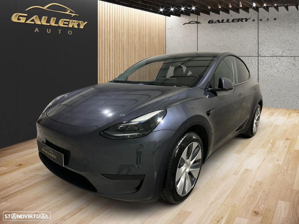 Tesla Model Y RWD - 2