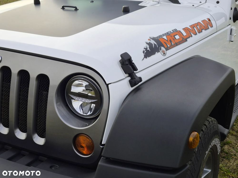 Jeep Wrangler - 7