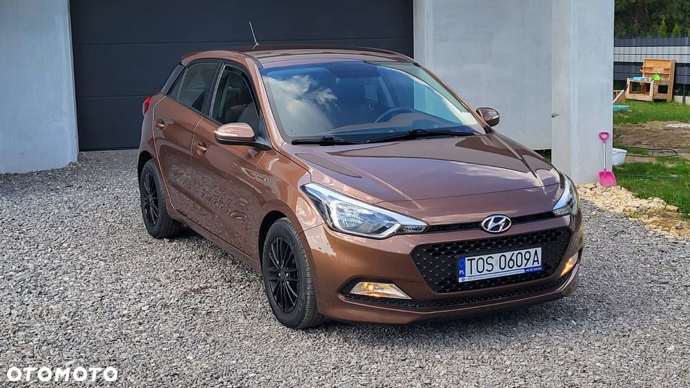 Hyundai i20 1.2 GO - 12