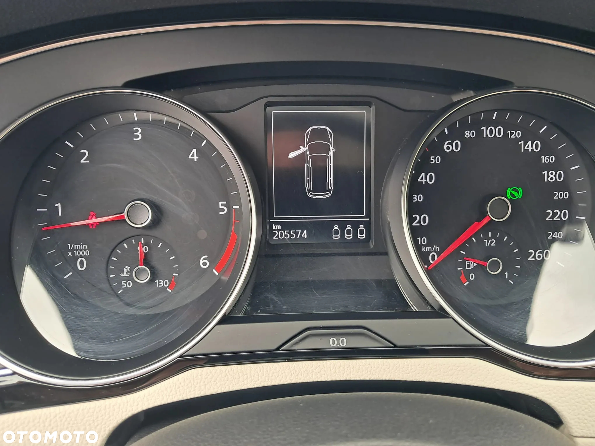 Volkswagen Passat - 9