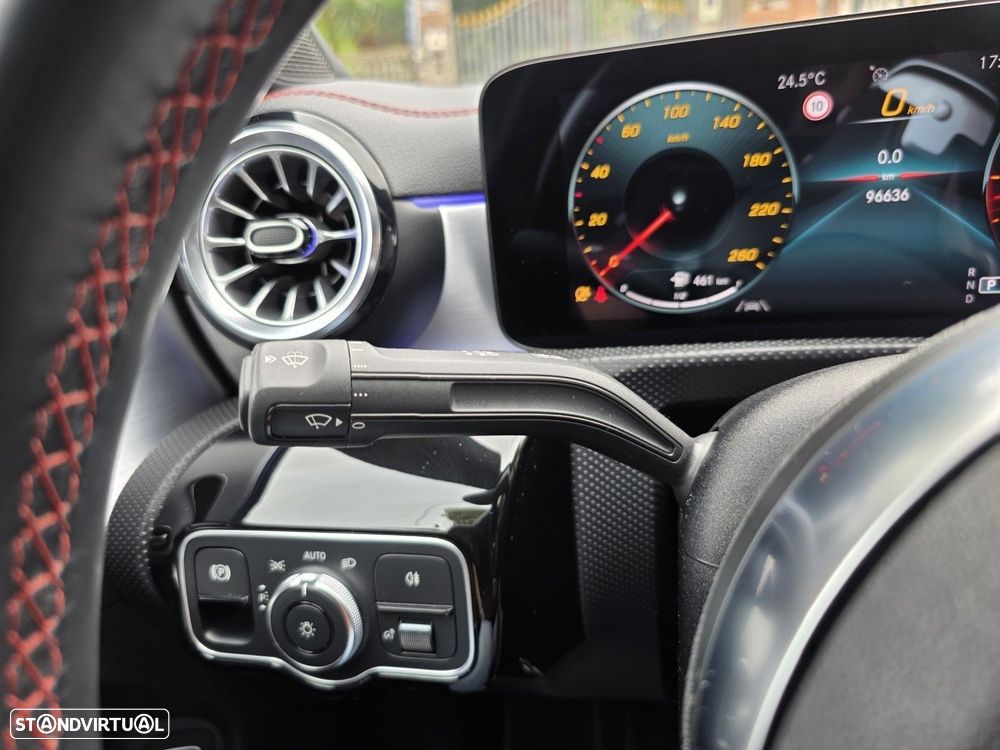 Mercedes-Benz CLA 200 d 4Matic 8G-DCT AMG Line - 36