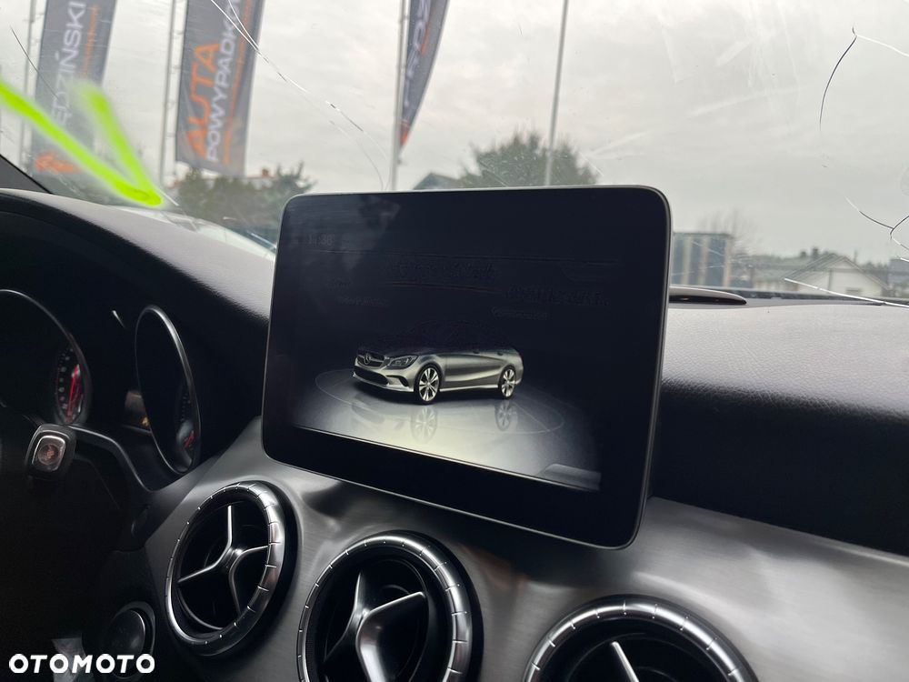 Mercedes-Benz CLA 200 (CDI) d 7G-DCT AMG Line - 12