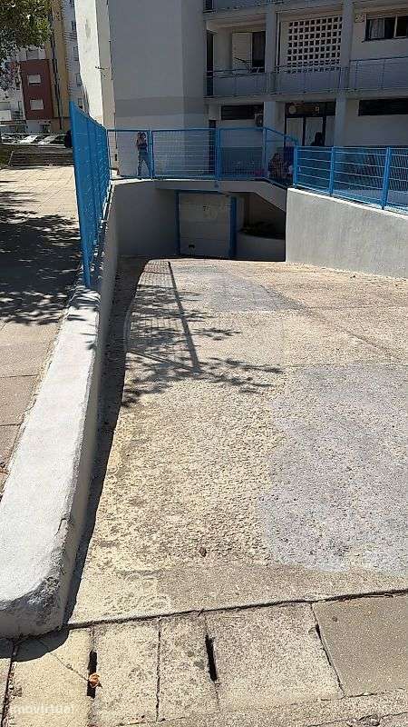 Garagem  para venda - Grande imagem: 2/4