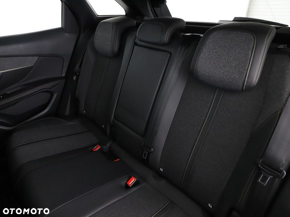 Peugeot 3008 1.2 PureTech GT S&S EAT8 - 18