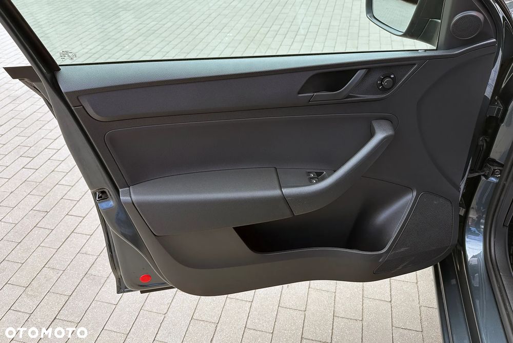 Skoda RAPID - 19