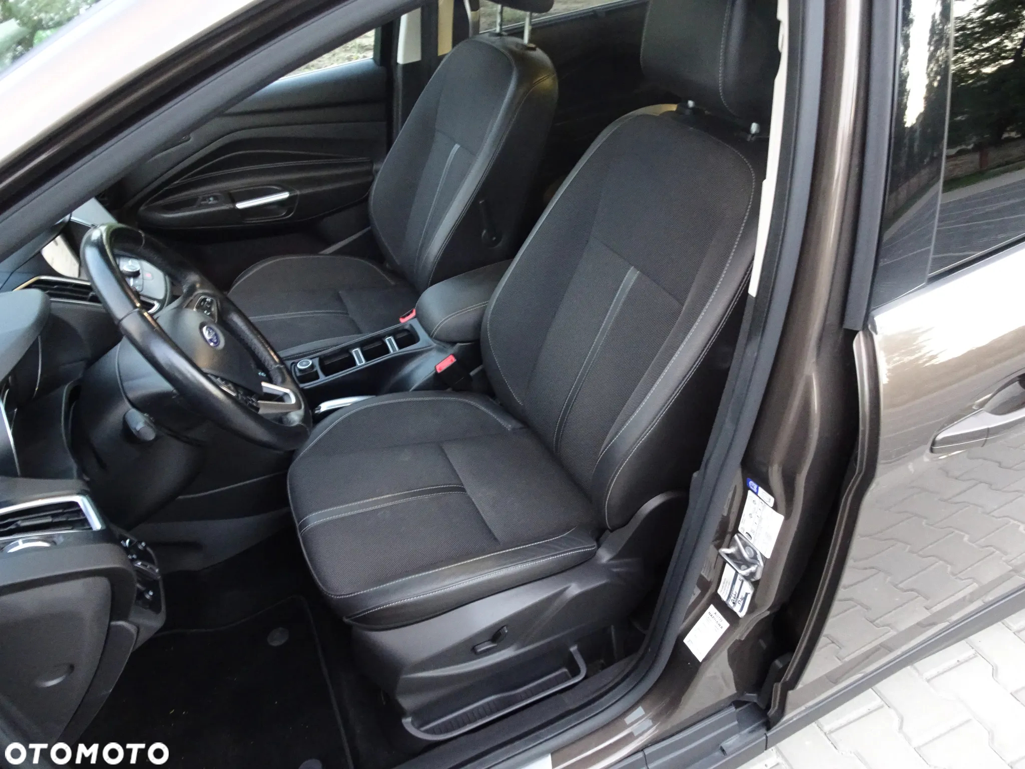 Ford Grand C-MAX 1.5 EcoBoost Start-Stopp-System Titanium - 10