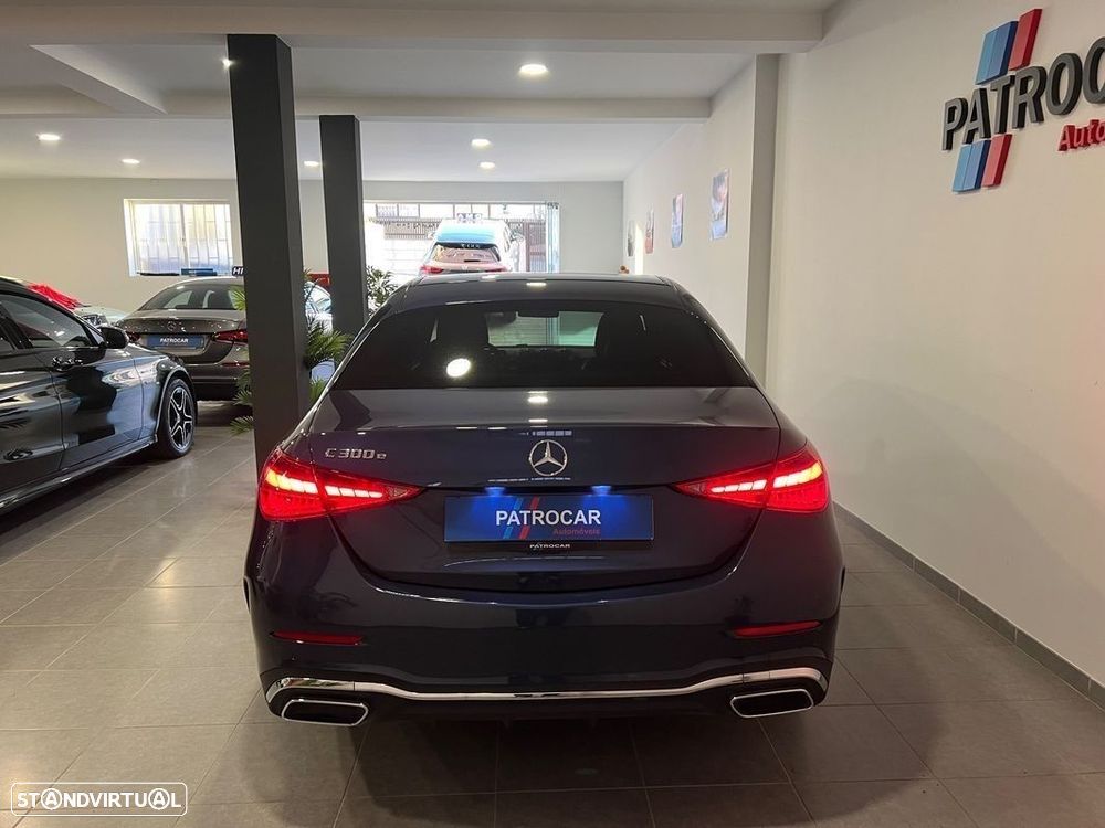 Mercedes-Benz C 300 - 33