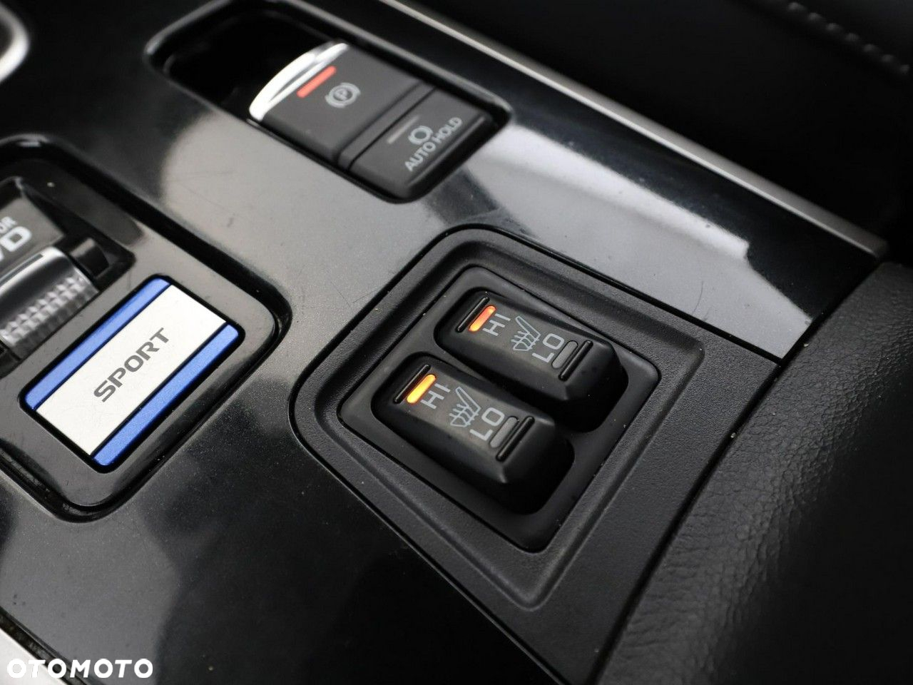 Mitsubishi Outlander 2.4 4WD Plug-In Hybrid - 29