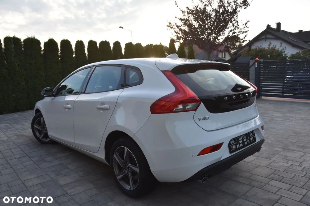 Volvo V40 D4 Drive-E Momentum - 2
