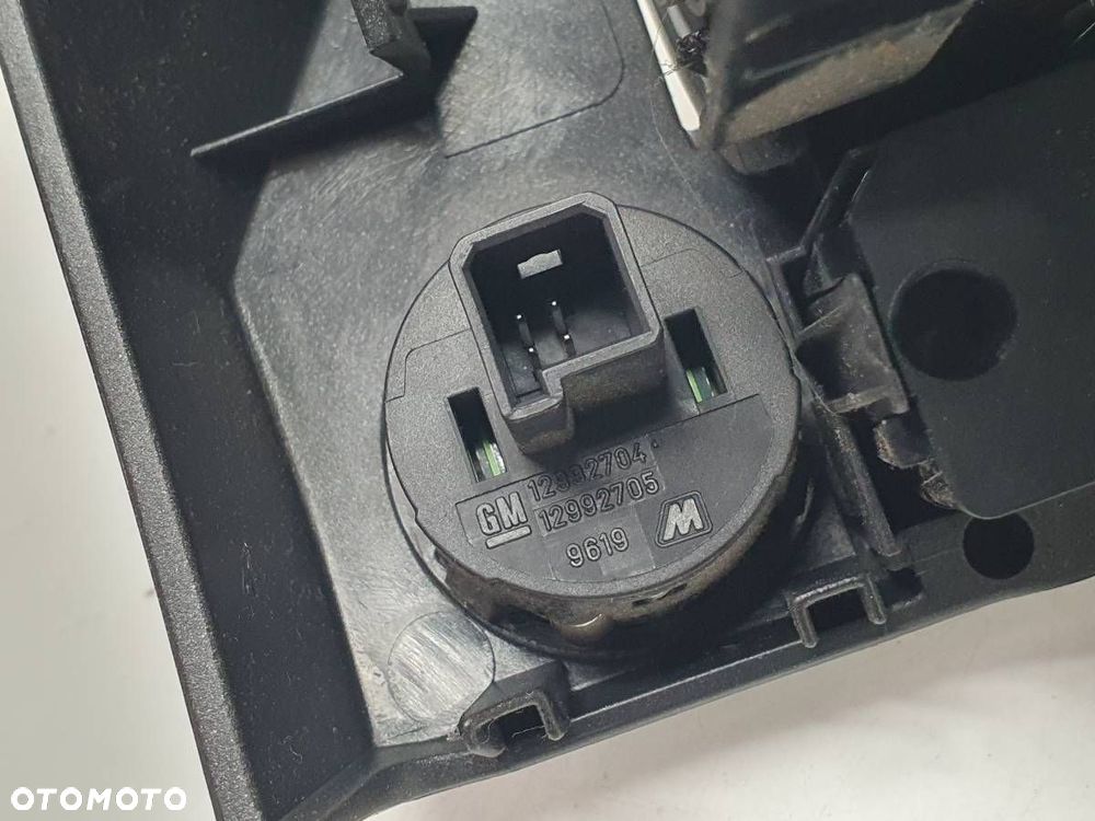 KRATKA KRATKI NAWIEWU RAMKA RADIA START STOP OPEL ASTRA H 331985437 - 9