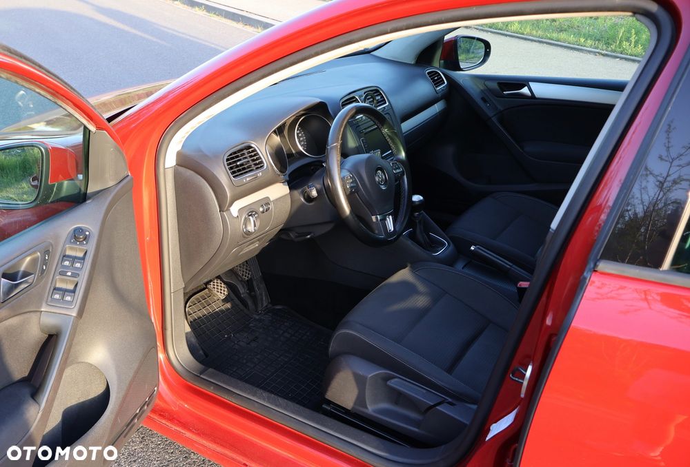 Volkswagen Golf 1.6 TDI Comfortline - 14