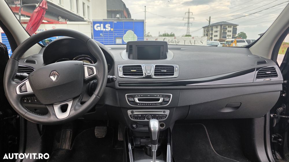 Renault Megane dCi 110 FAP EDC Bose Edition - 9