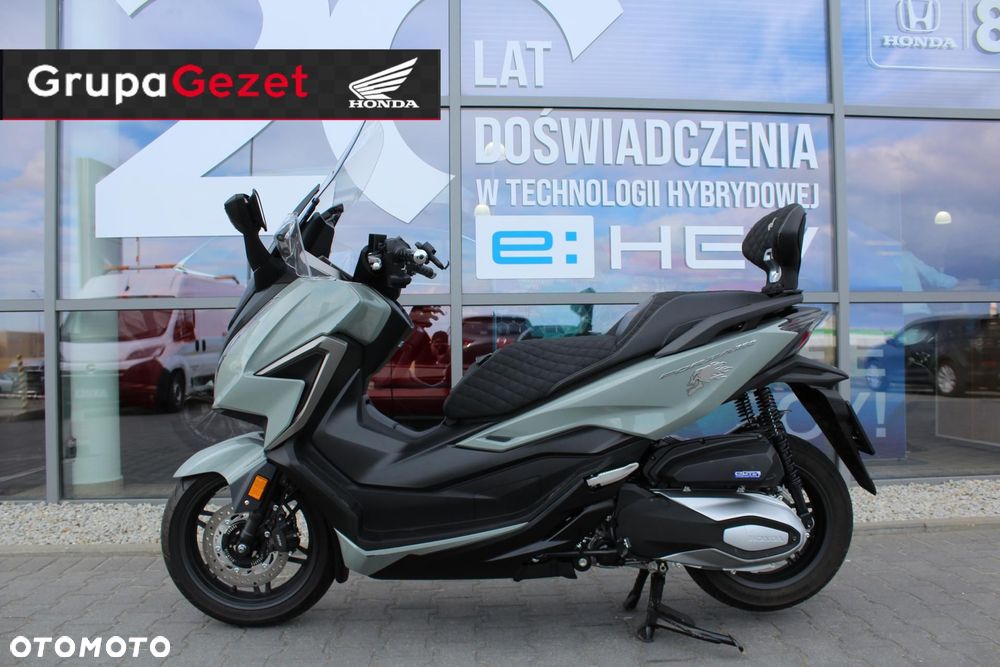 Honda NSS - 4