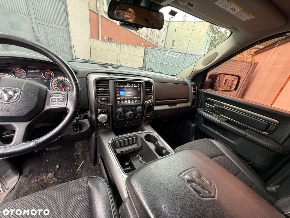 Dodge RAM 5.7 4x4 - 11