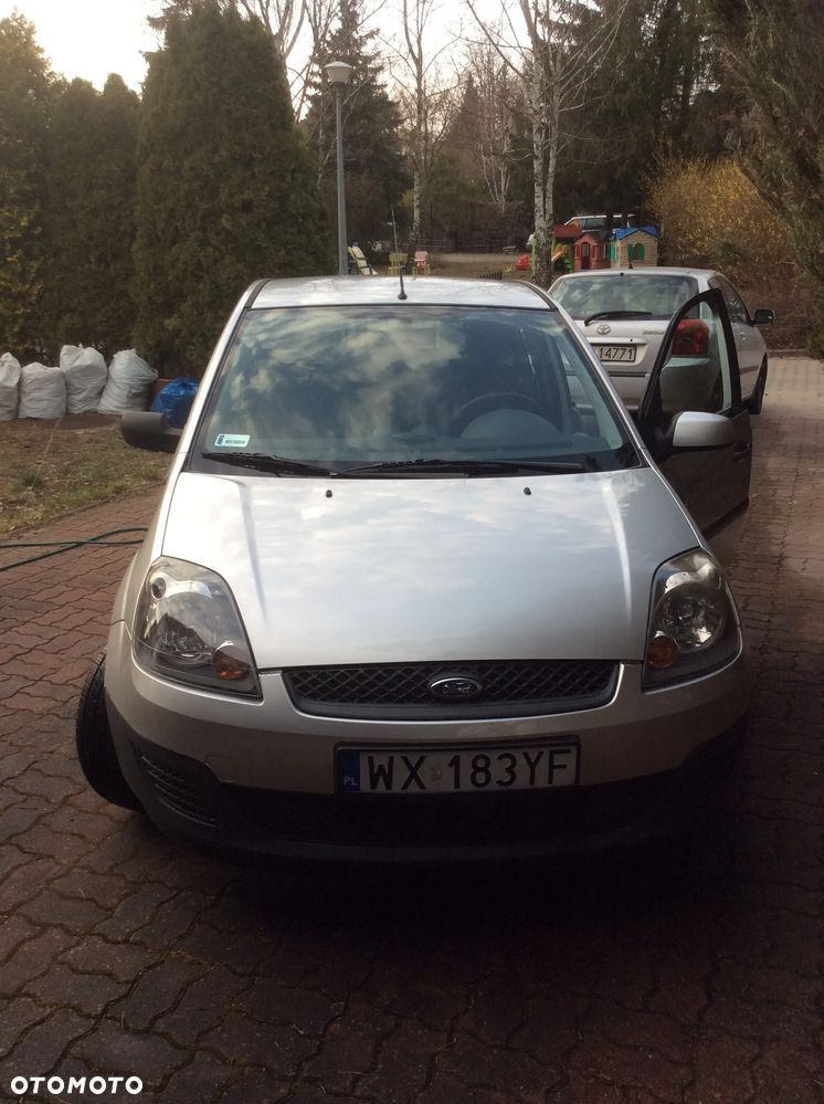 Ford Fiesta 1.4 TDCI - 4