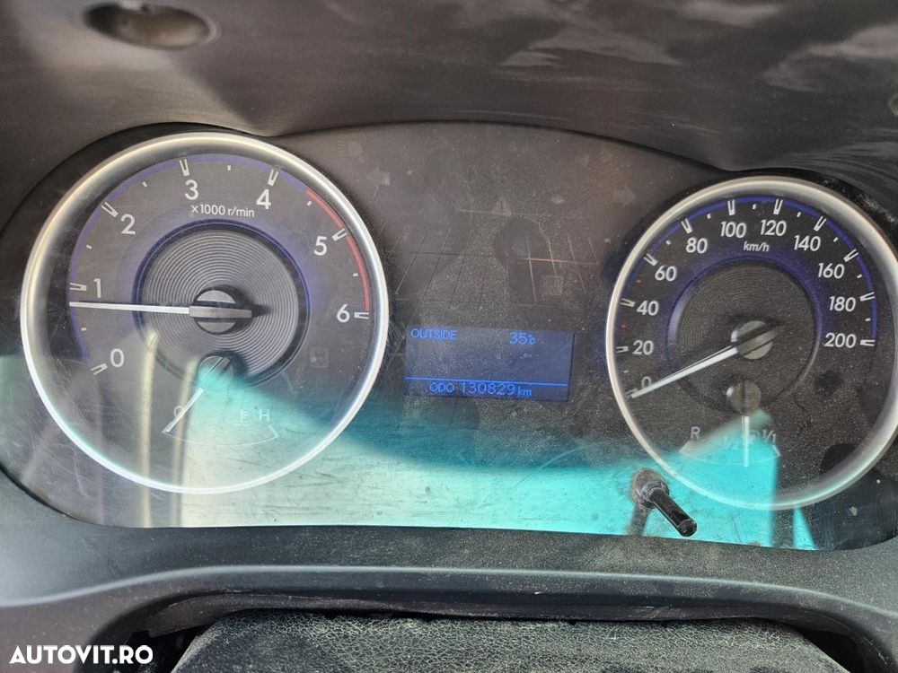 Toyota Hilux 4x4 Double Cab M/T Comfort - 2