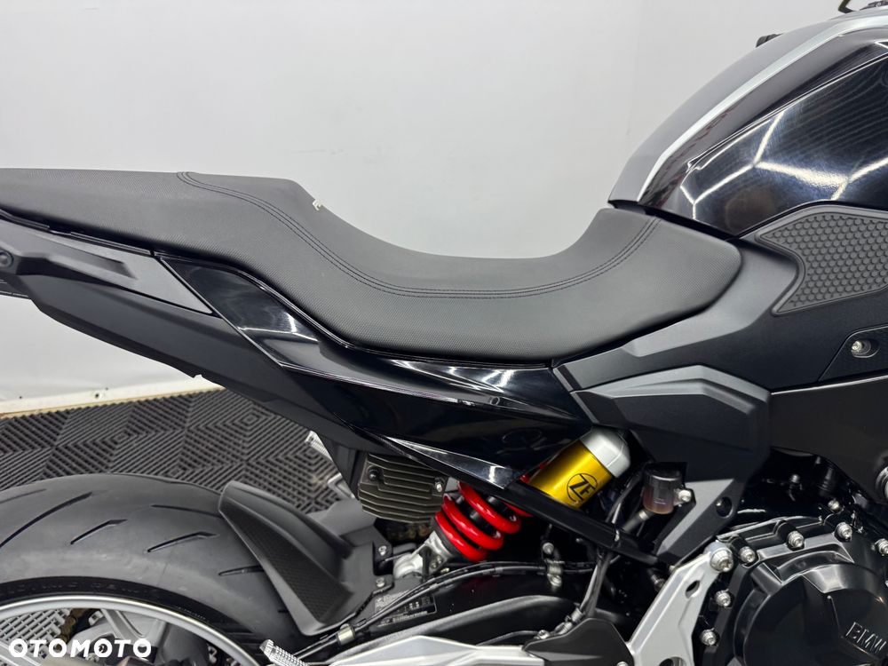 BMW R - 32