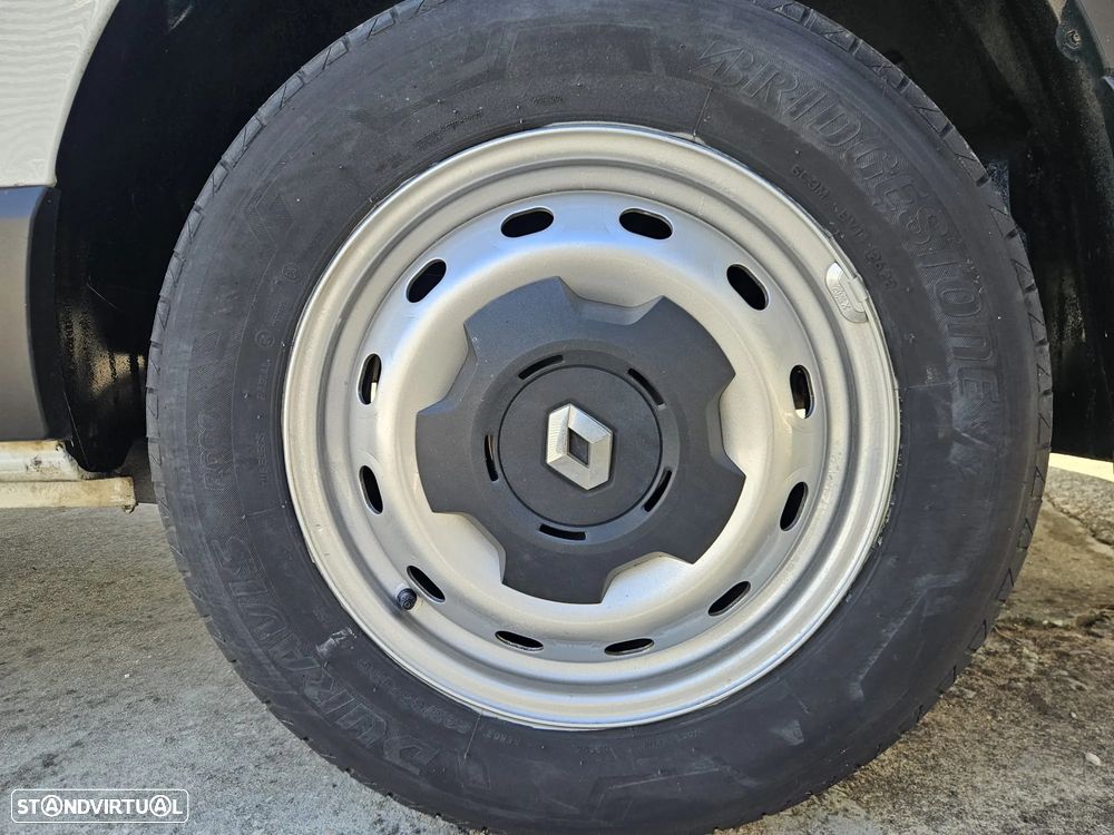 Renault Trafic 1.6 dCi - Caixa Isotérmica e Motor de Frio - 37