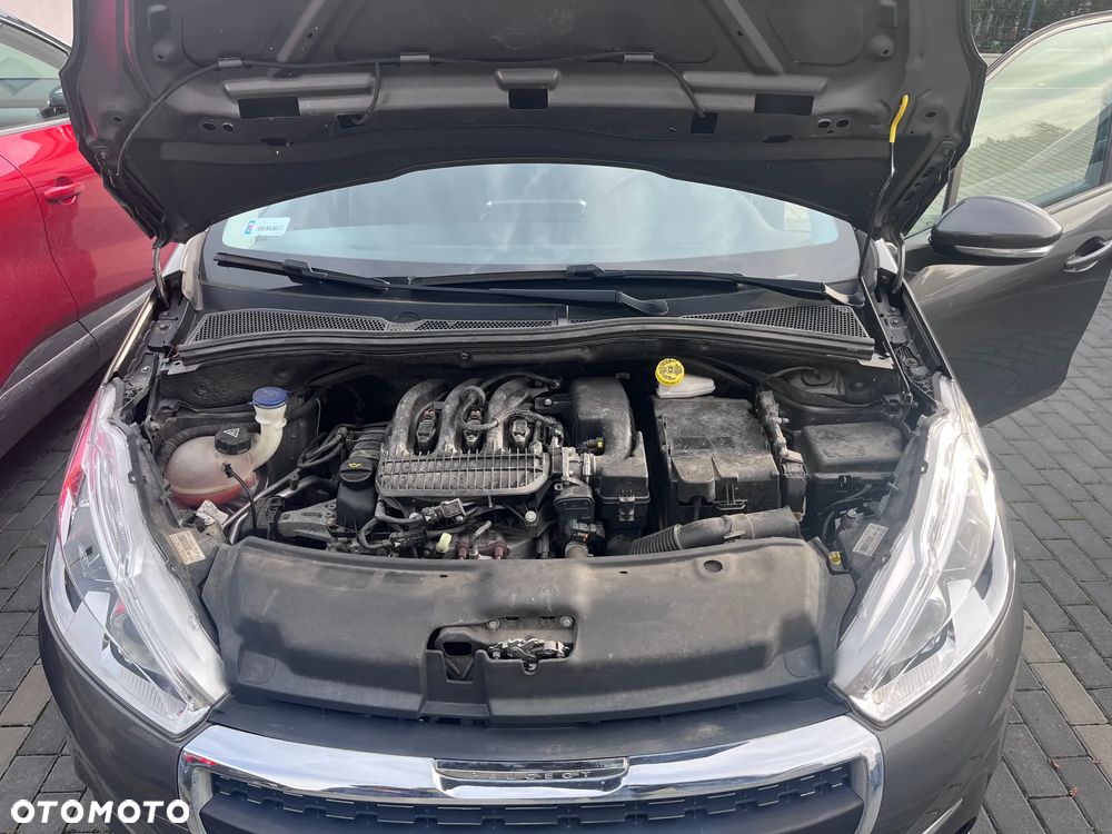 Peugeot 208 PureTech 82 Active - 12