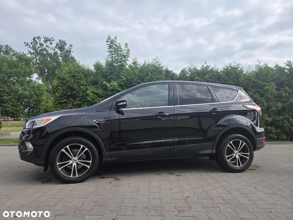 Ford Kuga 1.5 EcoBoost 2x4 Trend - 12