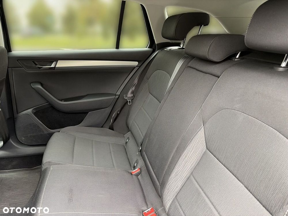 Skoda Superb 2.0 TDI Style DSG - 16