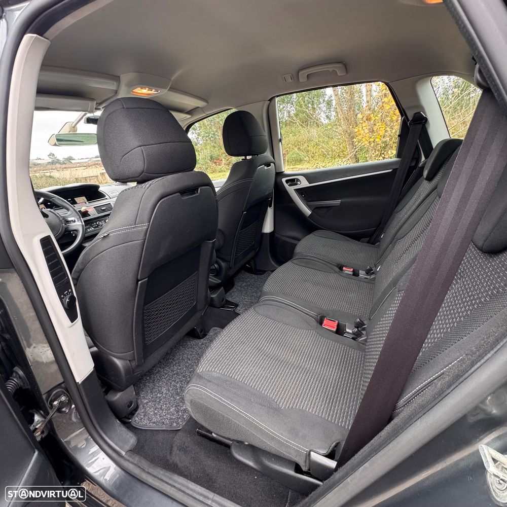 Citroën C4 Picasso 1.6 e-HDi FAP EGS6 Exclusive - 23