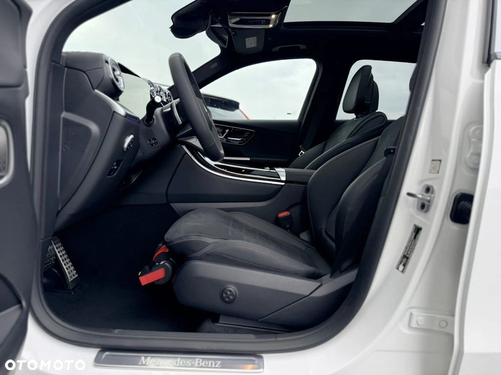 Mercedes-Benz GLC - 16